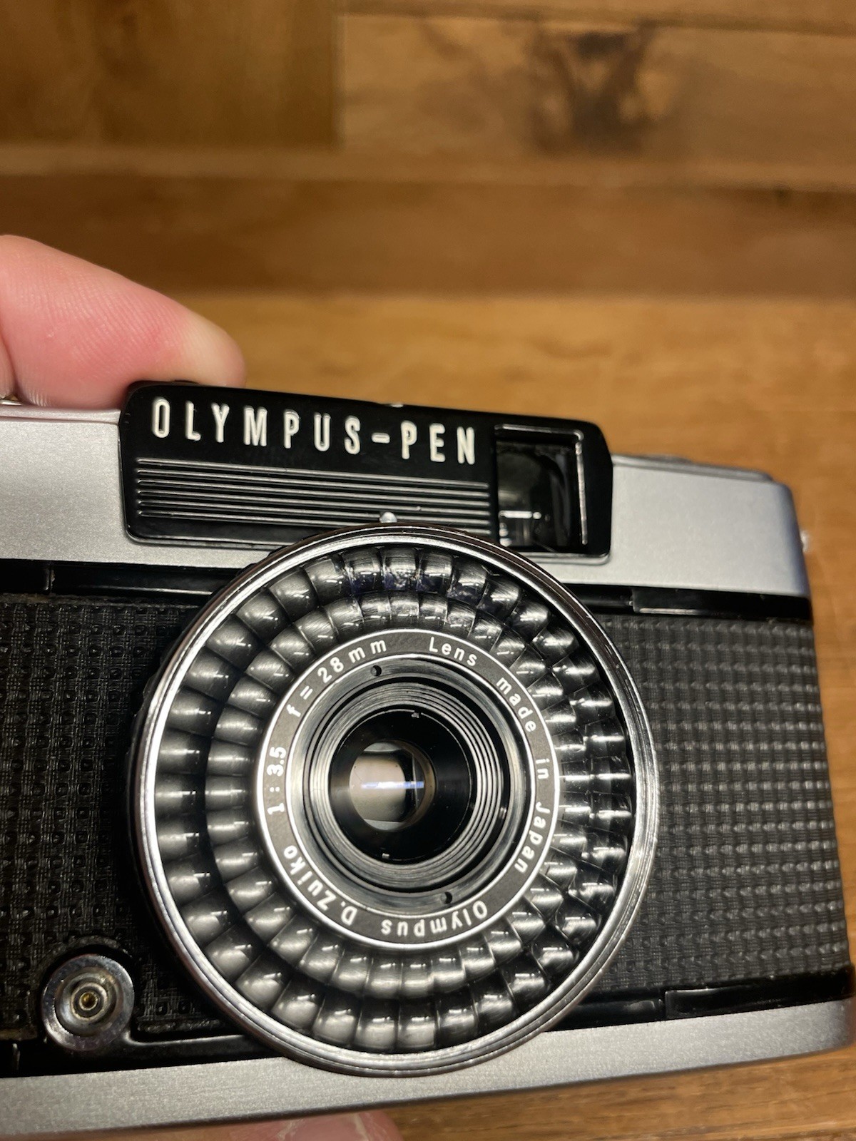 *New Light Seal : Near Mint ++* Olympus Pen EE-3 35mm Half Frame Film Camera /JP