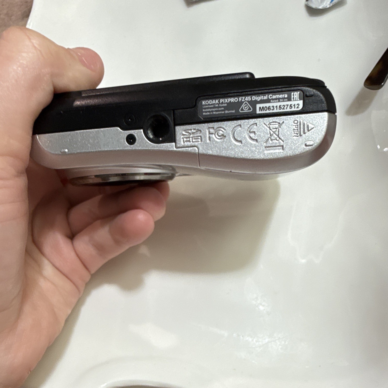 Kodak PIXPRO FZ45-SL Silver – Brand New