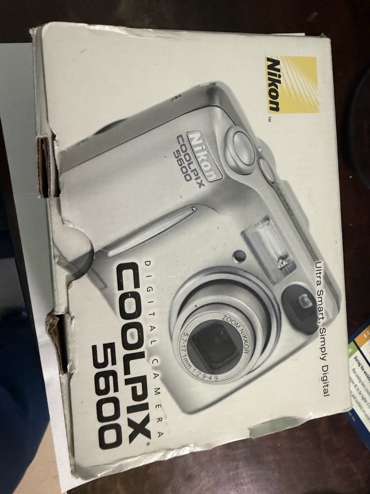 NIKON Coolpix 5600 Compact Digital Camera IN BOX W/ Cables & Manuals TESTED