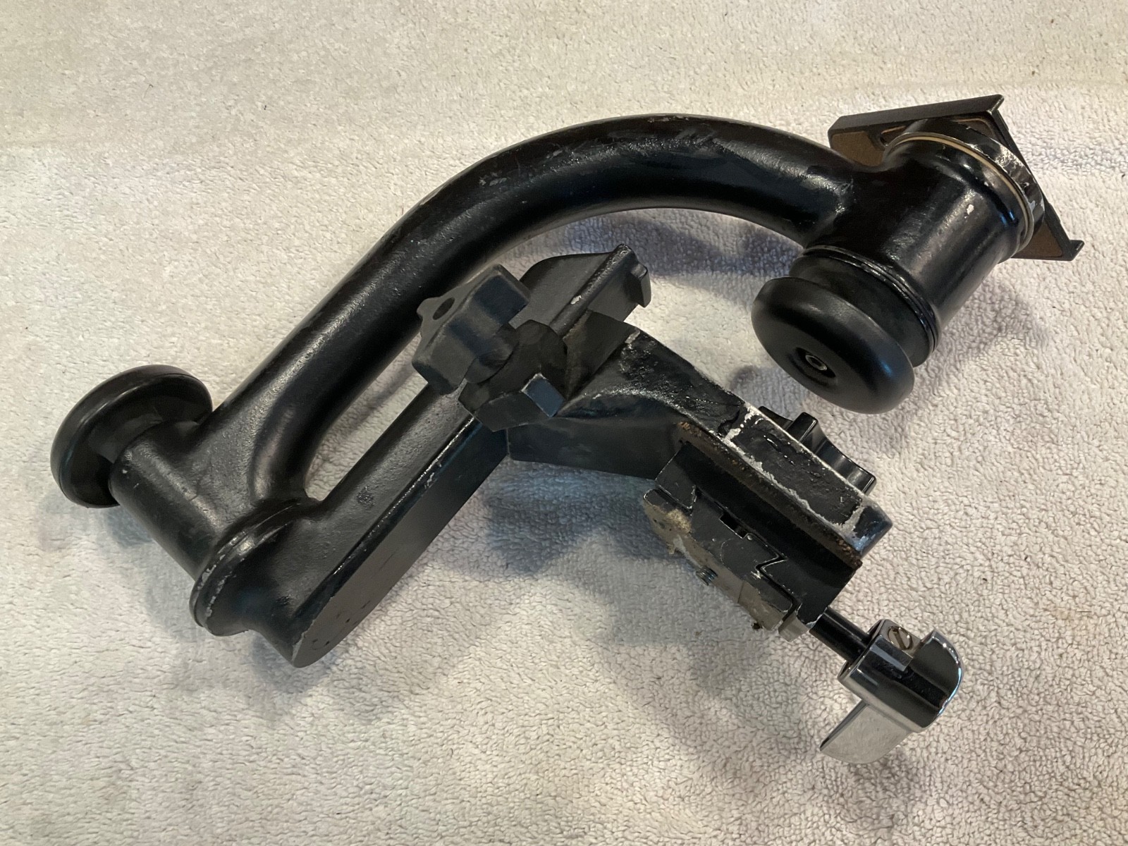 Unused Neewer Professional Heavy Duty Gimbal Head Aluminum Alloy
