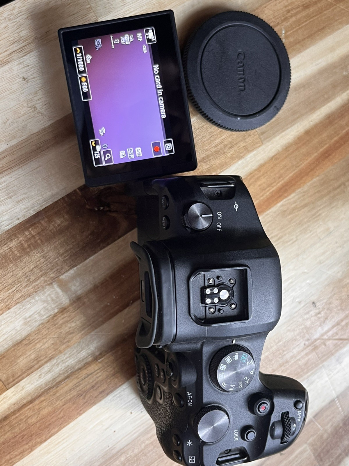 Canon EOS R6 20.1MP Mirrorless Camera *PLEASE READ* (Body Only)