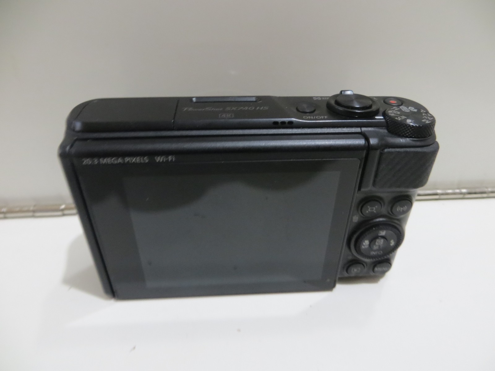 Canon PowerShot SX740 HS 20.3MP Digital Camera – Black