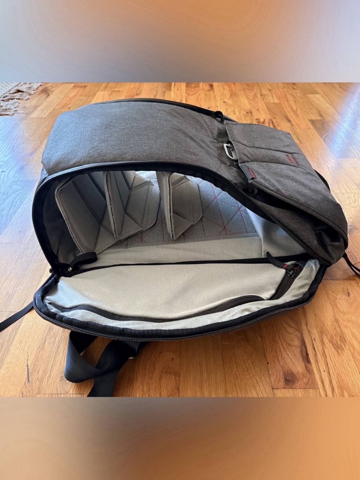 Peak Design Travel Backpack 45L Camera Backpack Padded Dividers Black/Gray