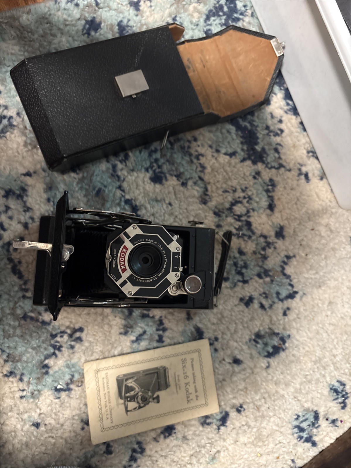 Kodak Six-16 Camera & Compur Rapid Shutter With Case And Manual