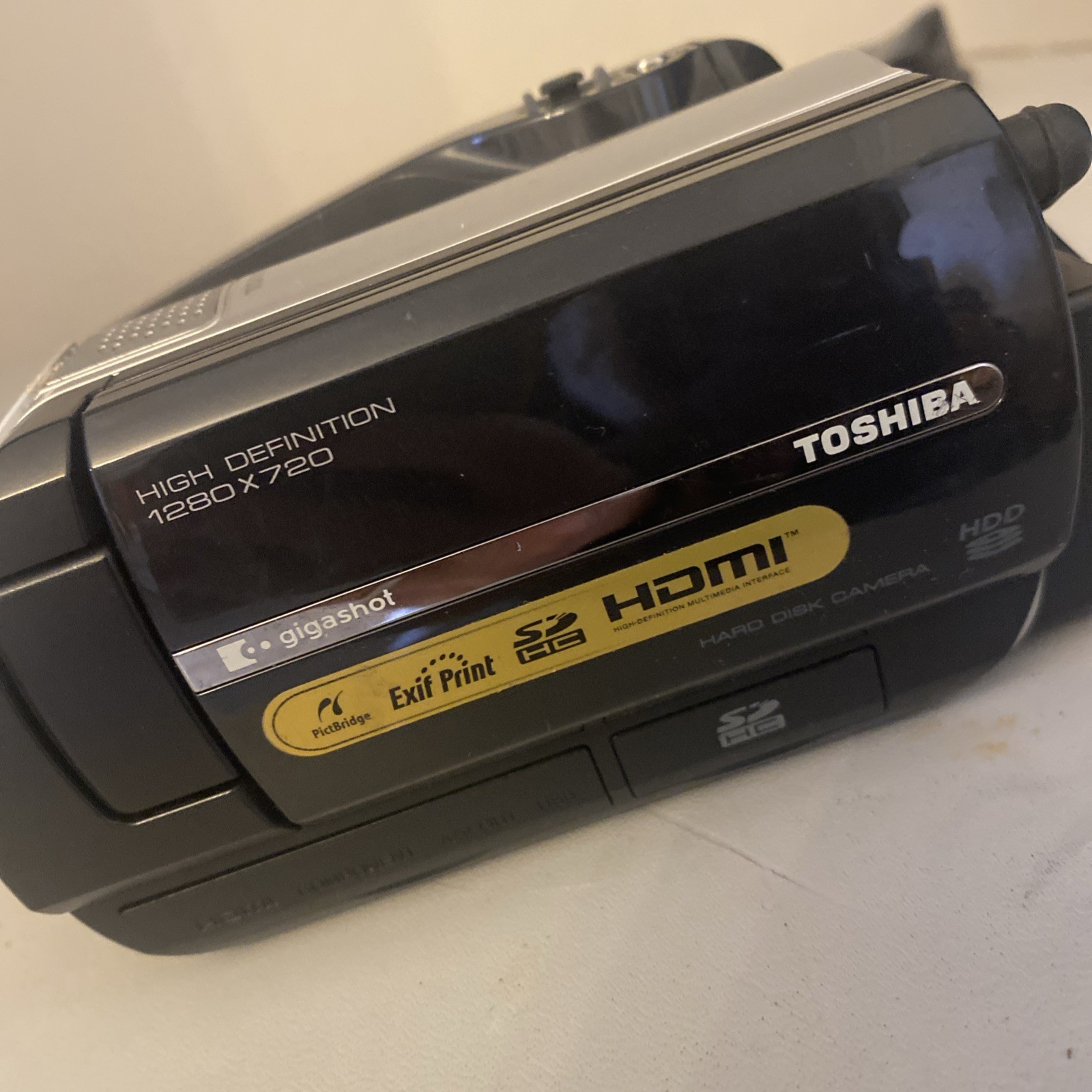 Toshiba Gigashot Hard Disc Camera,Model-GSCK40HE