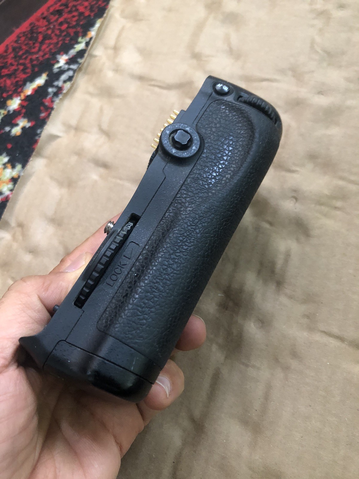Nikon MB D10 Battery Grip And MC 30 Trigger For Nikon D300, D300s Nikon D 700
