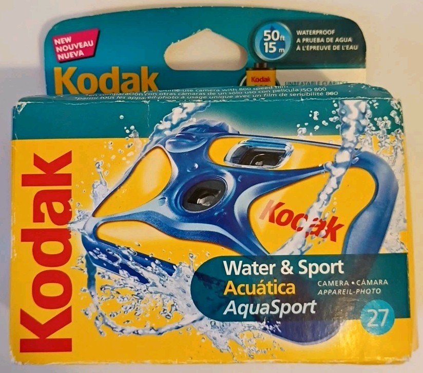 Kodak Max Disposable Camera Water 27 Exposures EXPIRED July 2008 *Y2K TREND*