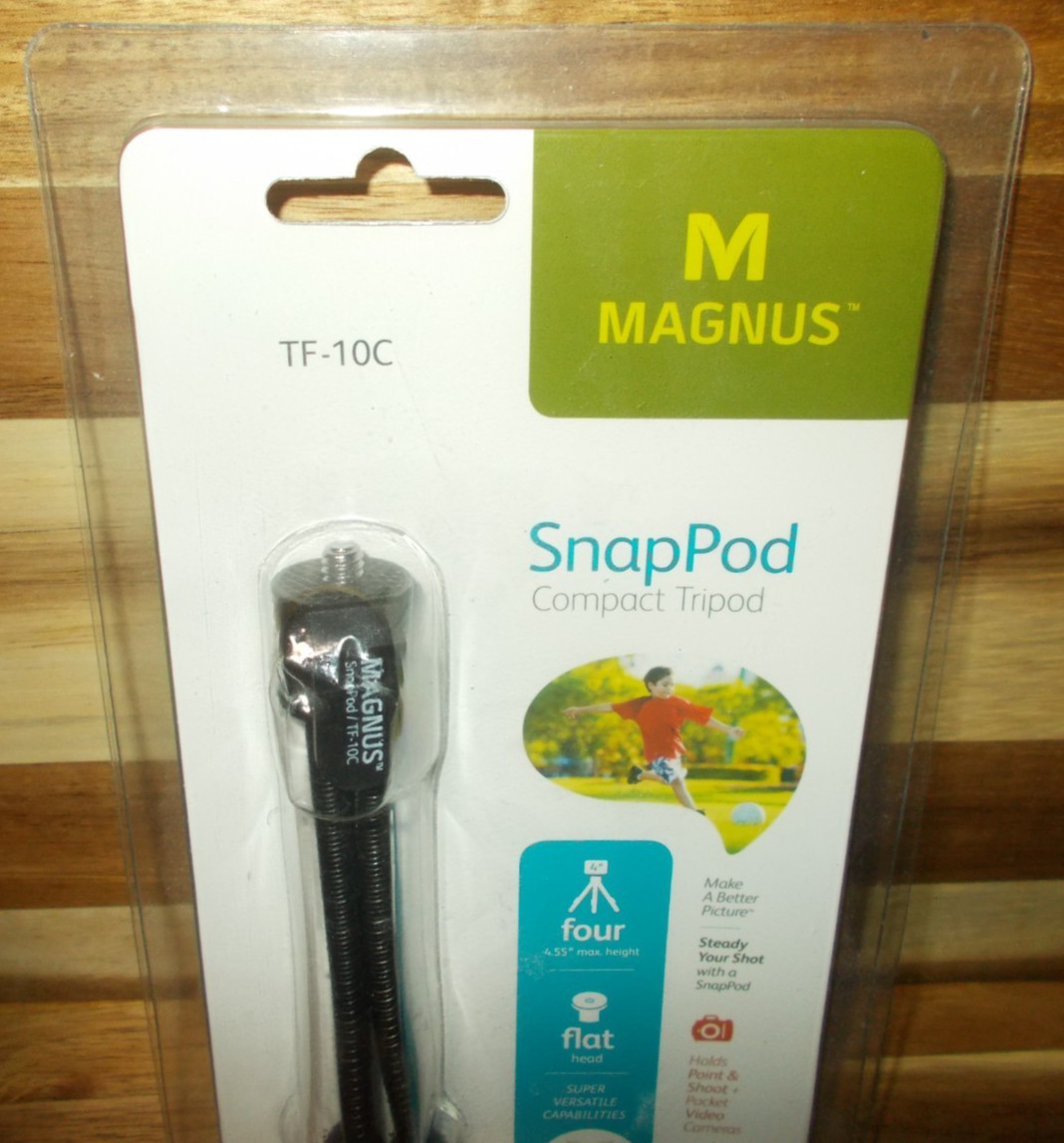 Tabletop Compact Tripod NEW 4.55 IN. Flexible Magnus Max Load 1.1 LB