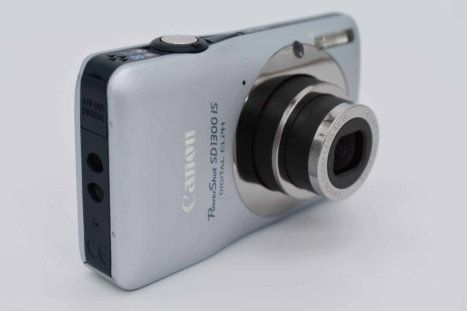 Canon PowerShot SD1300 IS Silver Compact Digital Camera 12.1MP – Bundle Tested ✅