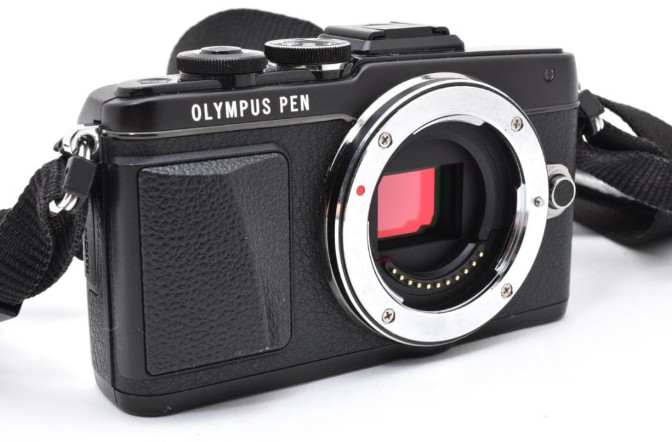 [Excellent] Olympus PEN E-PL7 Mirrorless Camera Body Black Boxed Japan