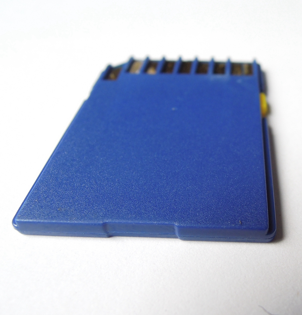 100 x 64MB SD Memory Card Standard Secure Digital Generic W/Cases Wholesale NEW