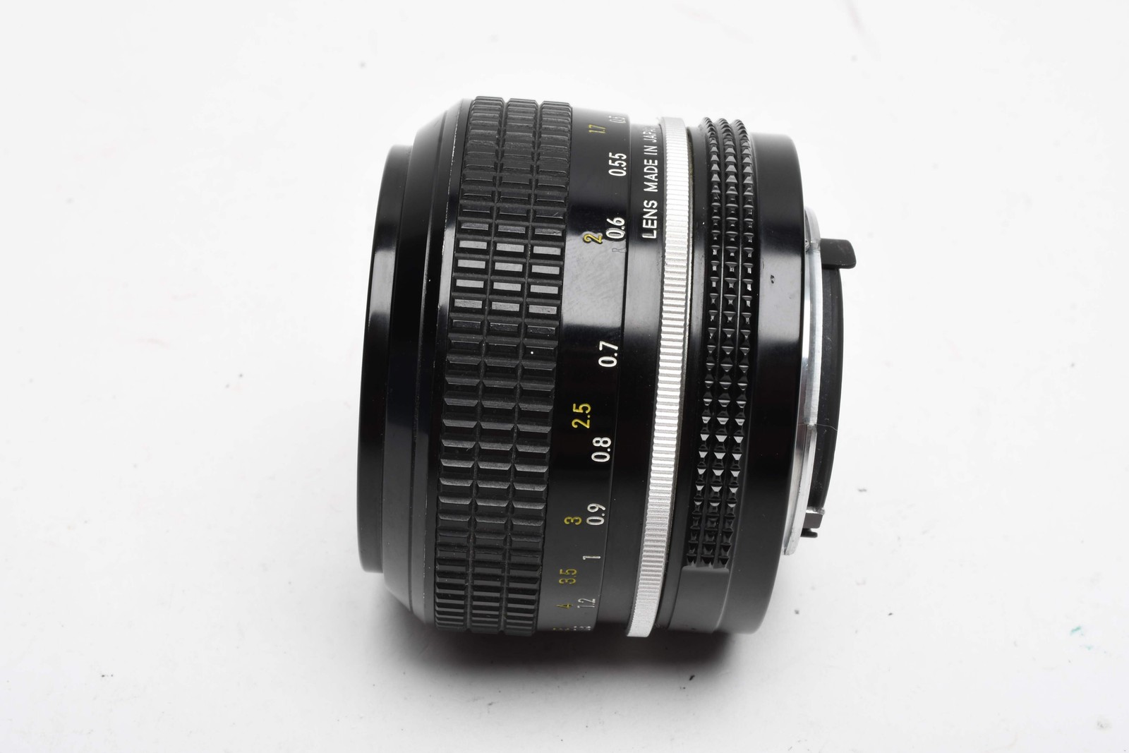 Nikon Nikkor 50mm f1.4 (Non-AI) Prime lens, caps, Sharp & Clean