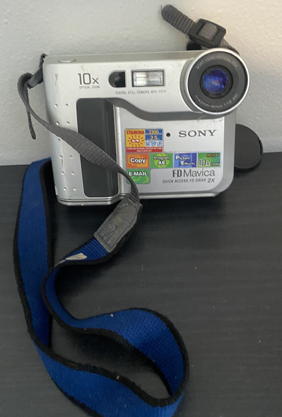 Vintage Sony FD Mavica Digital Still Camera MVC-FD75 Sold AS IS