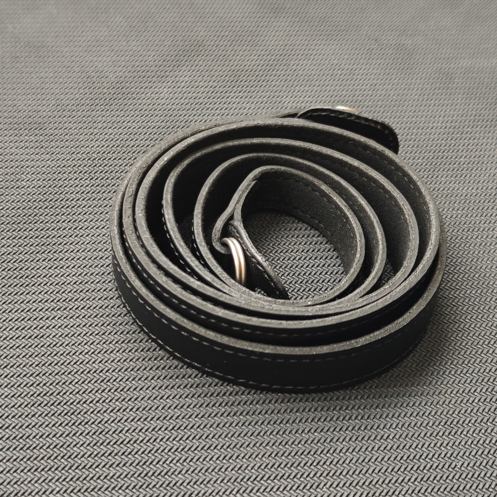 Original Leica Carrying Leather Shoulder Neck Strap for Q3 – Brand New – Unused