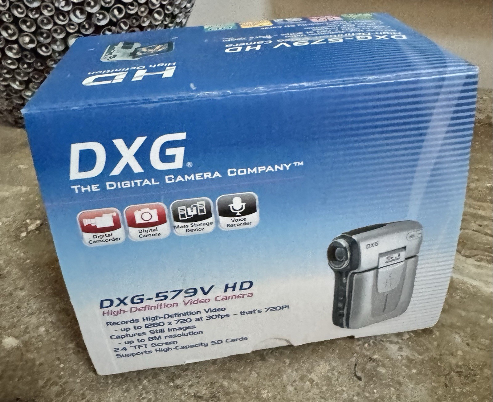 Digital Camera DXG-579V HD Video Camera Silver 8.0 MP , 4x Zoom Open Box