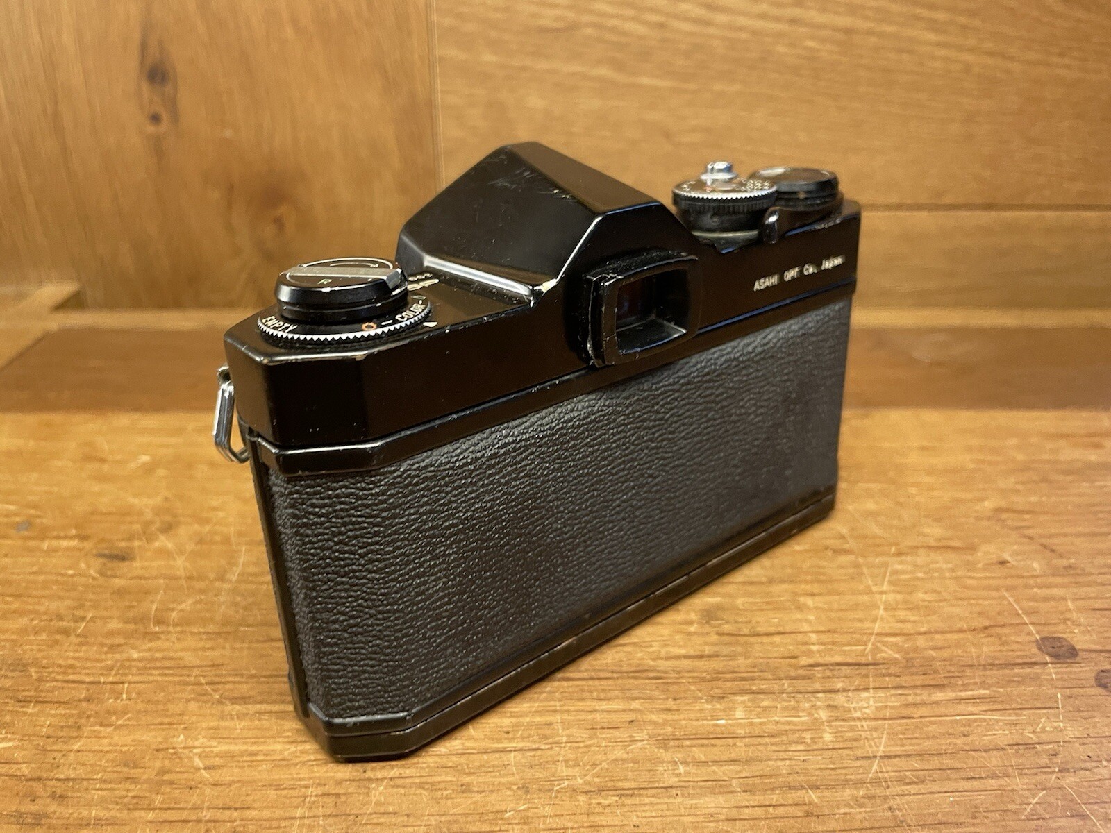*Near Mint* Pentax Spotmatic SP Black Film Camera Super Takumar 55mm F/1.8 Lens