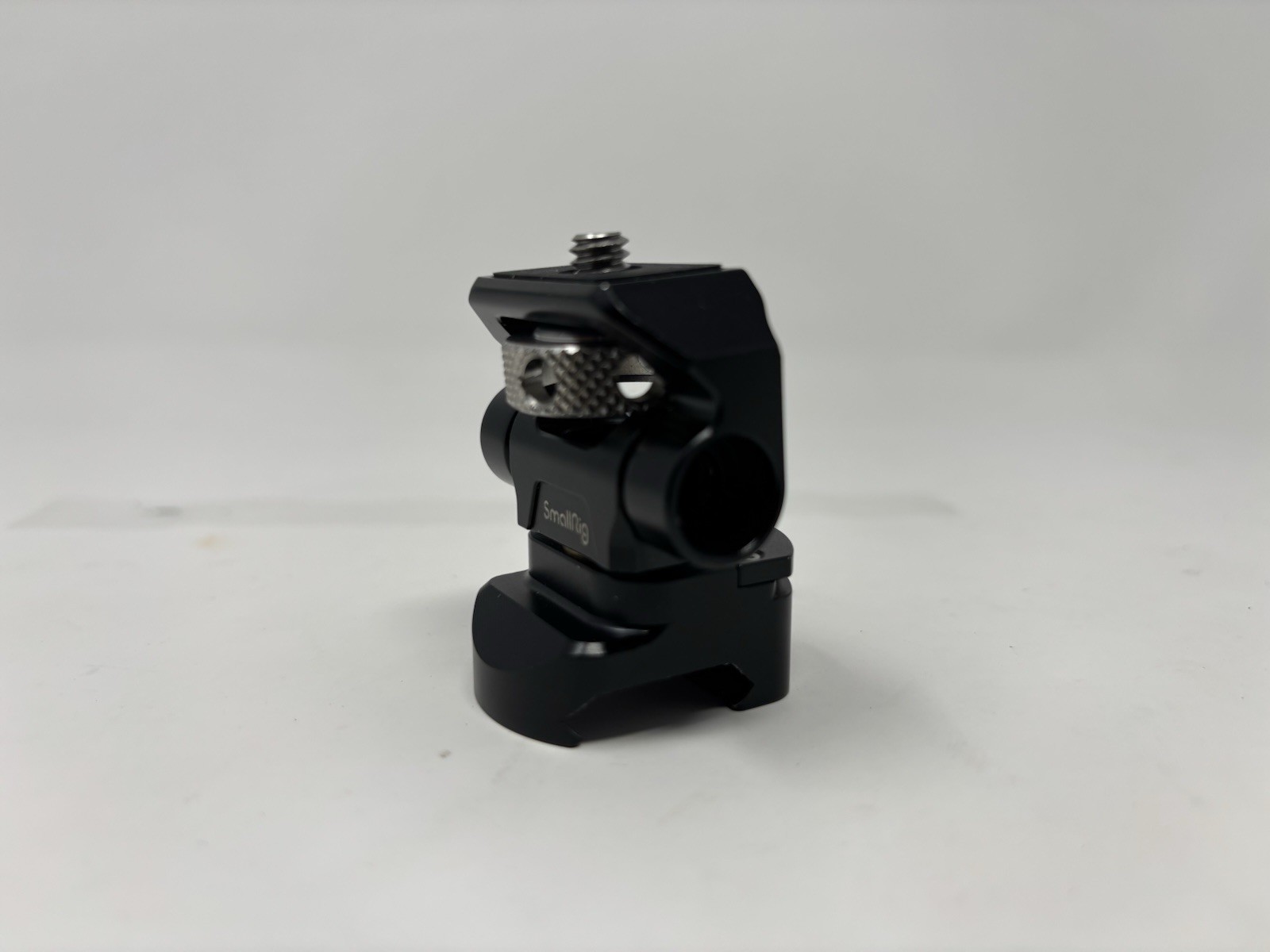 SMALLRIG SWIVEL AND TILT ADJUSTABLE MONITOR MOUNT WITH NATO CLAMP MOUNT 2906