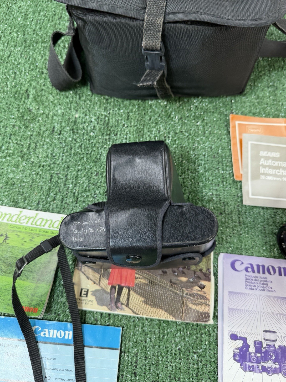 Vintage Canon AE-1 Program 35mm FILM Camera with 50mm f/1.8 FD OG Manual Case
