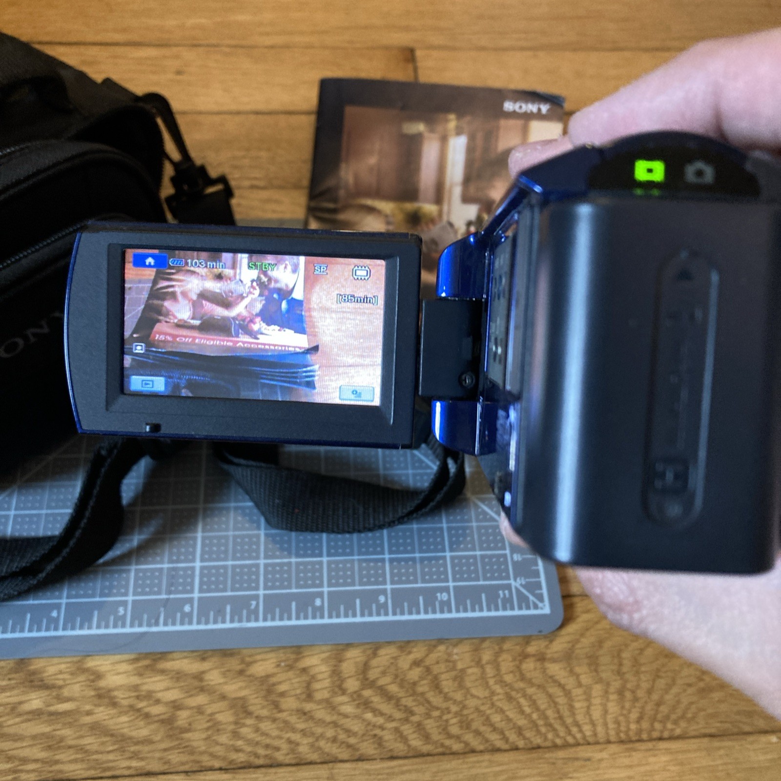 Sony DCR-SX40 Standard Definition Camcorder – Blue – Tested