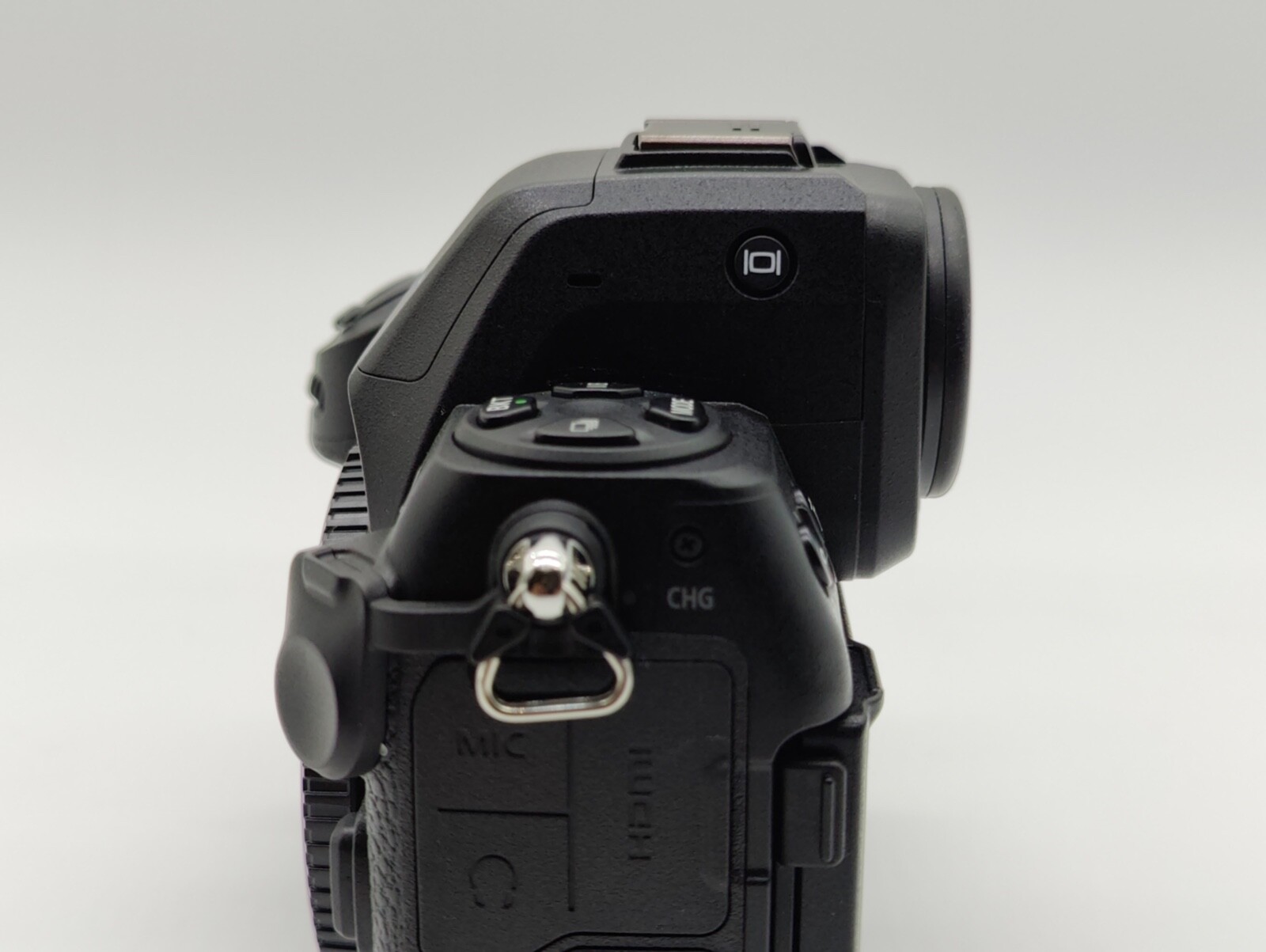 NIKON Z8 Z 8 MIRRORLESS DIGITAL CAMERA 1695 USA (BODY ONLY) SHUTTER COUNT @ 839