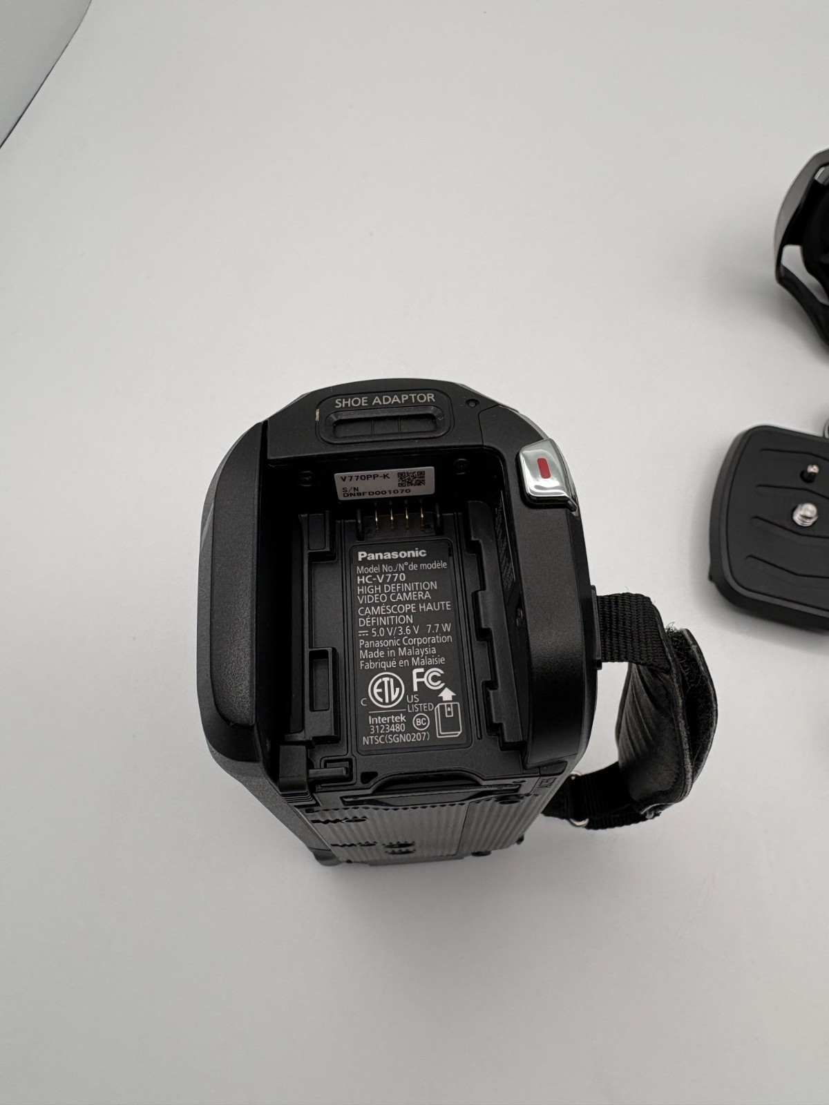 Panasonic HC-V770 Video Camera Camcorder WiFi Full HD w/50x Zoom Bundle