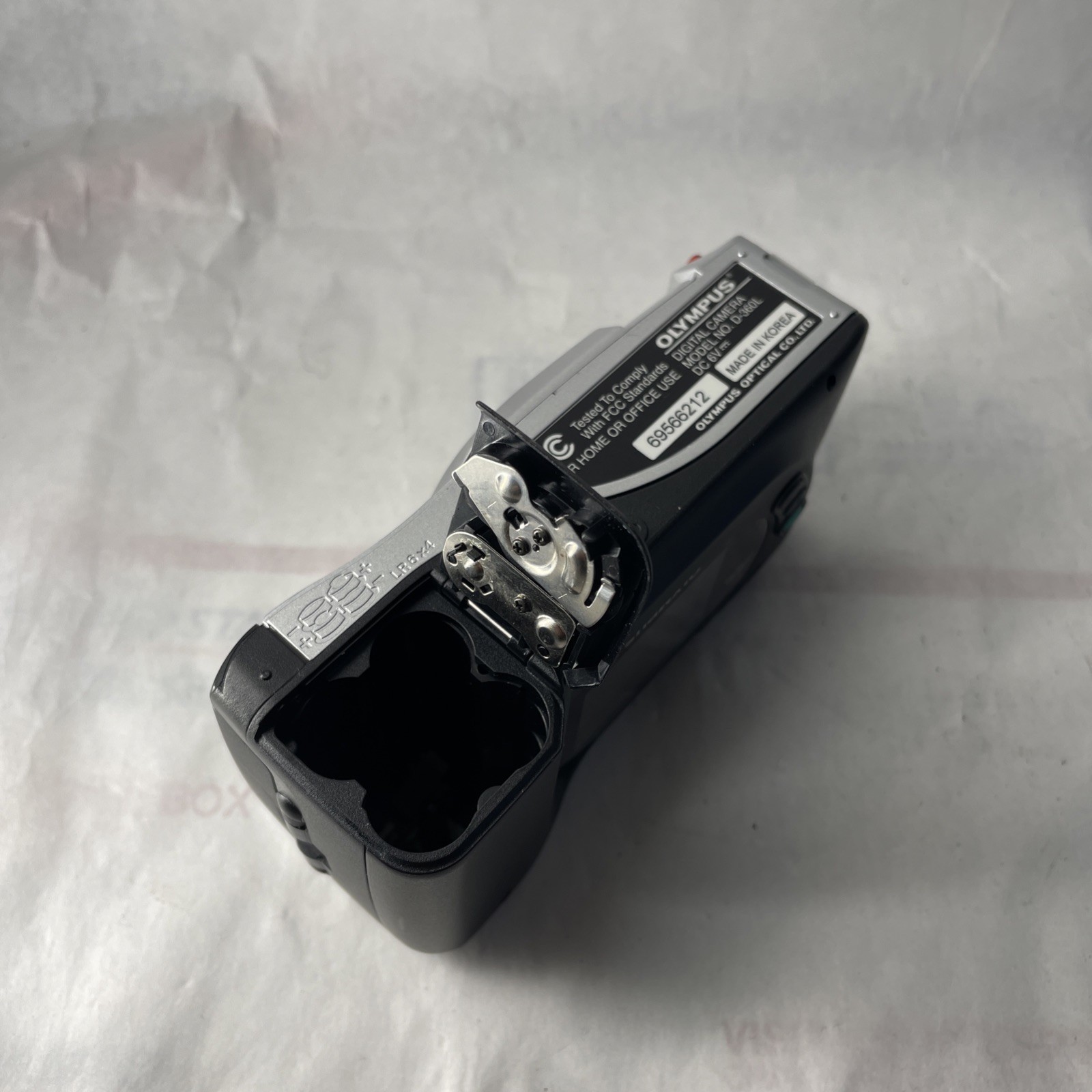 Olympus CAMEDIA D-360L 1.3 Megapixel Digital Camera Silver – Tested & Working !