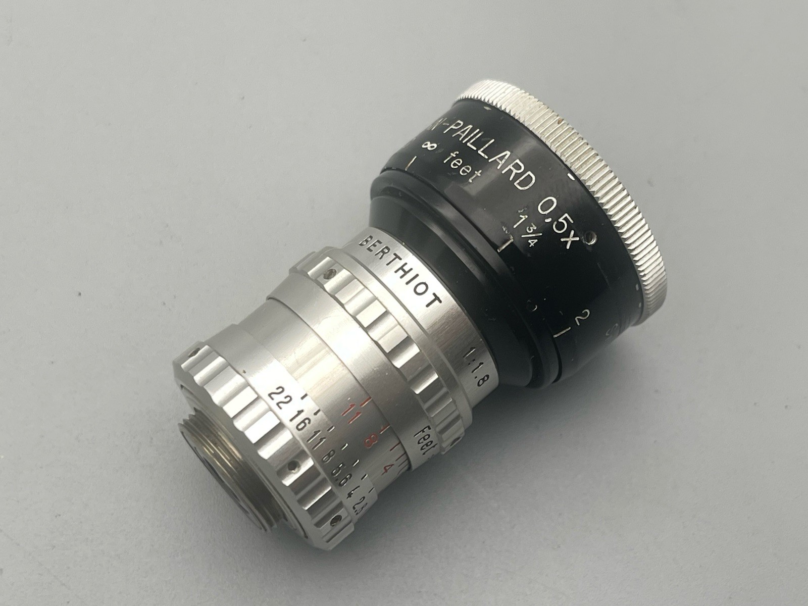 Hyper Kern Paillard 0,5x AR Wide Angle Auxiliary Lens for Bolex 8mm Cine D Mount