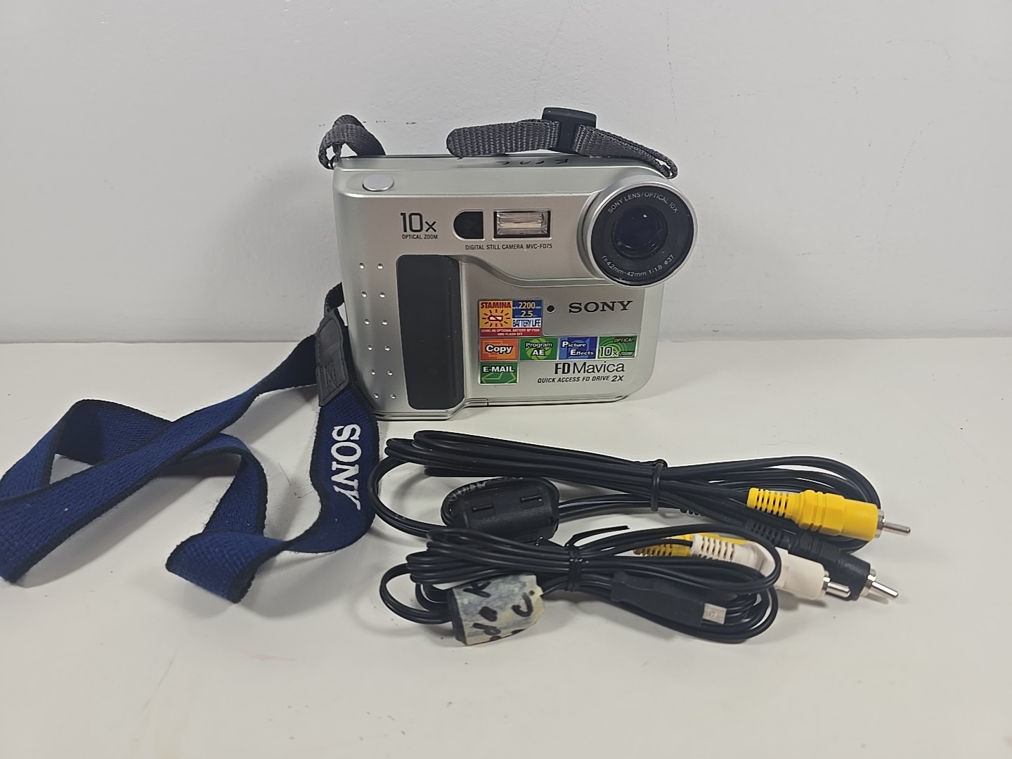 Sony FD Mavica MVC-FD75 Digital Camera 10x Optical Zoom Floppy Disk Drive