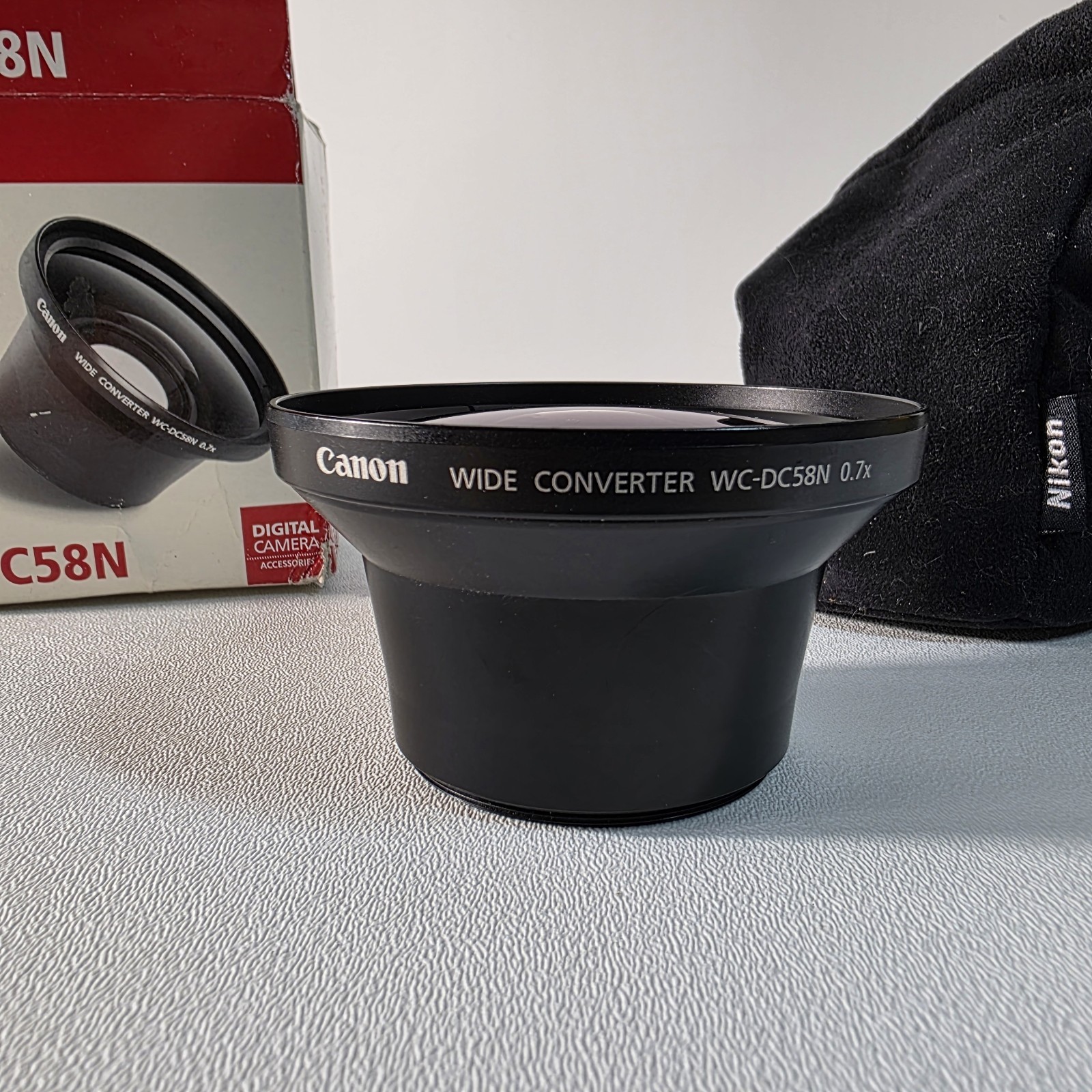 Canon Wide Converter WC-DC58N 0.7x Wide Angle Auxiliary Lens w/Box & Bag