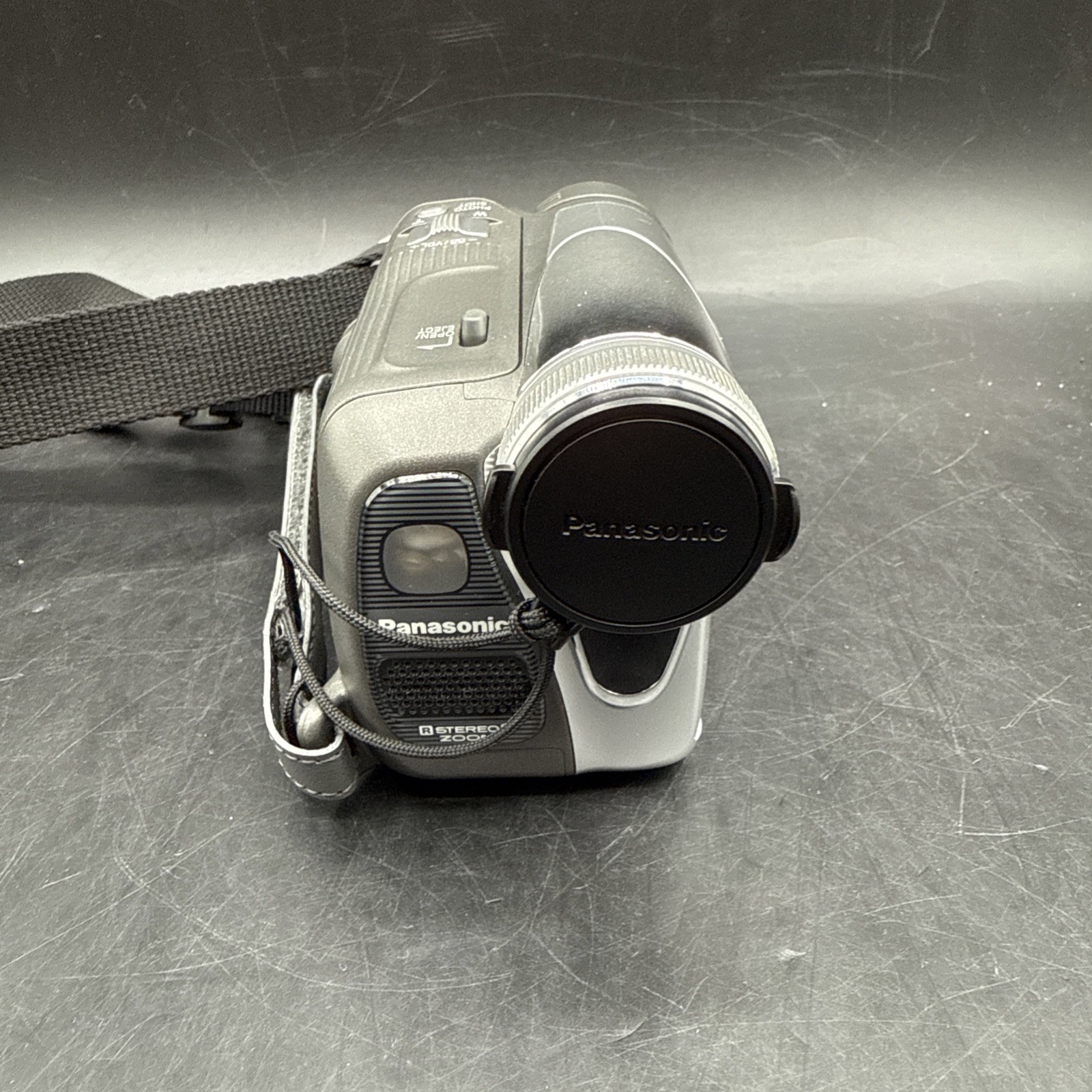 Panasonic PV-GS35 MiniDV Handheld Camcorder Digital Camera Gray With Battery
