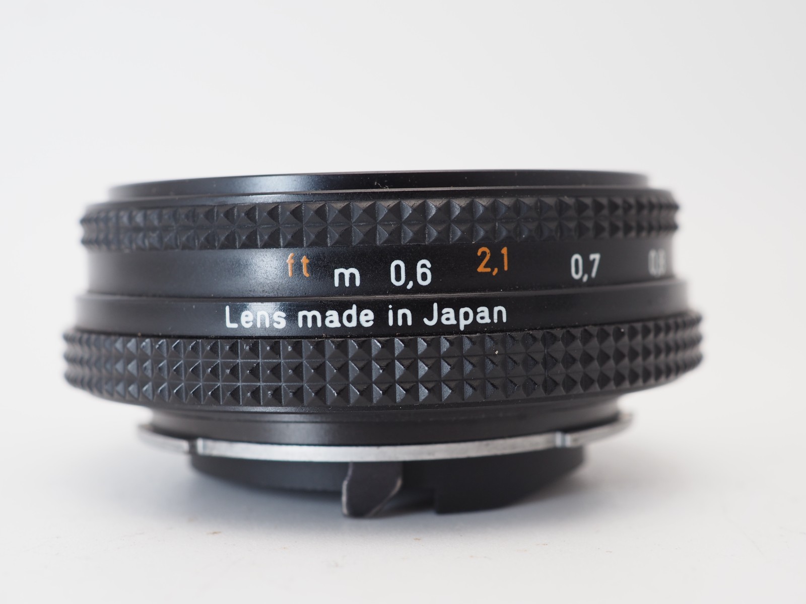 Contax Carl Zeiss Tessar T 45mm F2.8 AEJ MF Pancake Lens J165