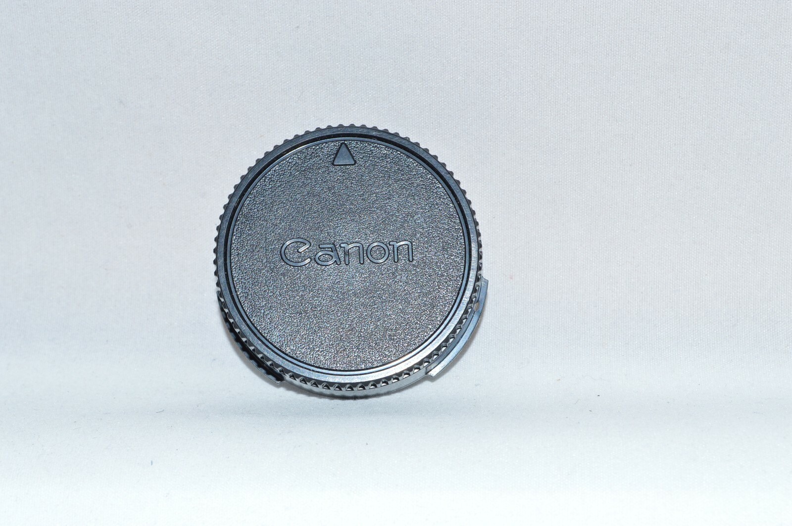 Canon Twist-On Rear Lens Cap for Canon FD Made in Japan (LC-426)