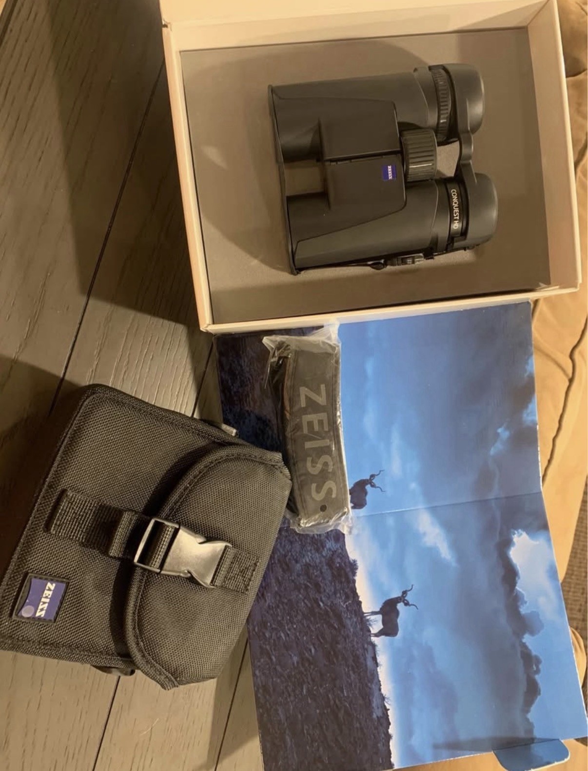 ZEISS Conquest HD 10×42 Roof Prism Binoculars Fully Multi-Coated Black Case