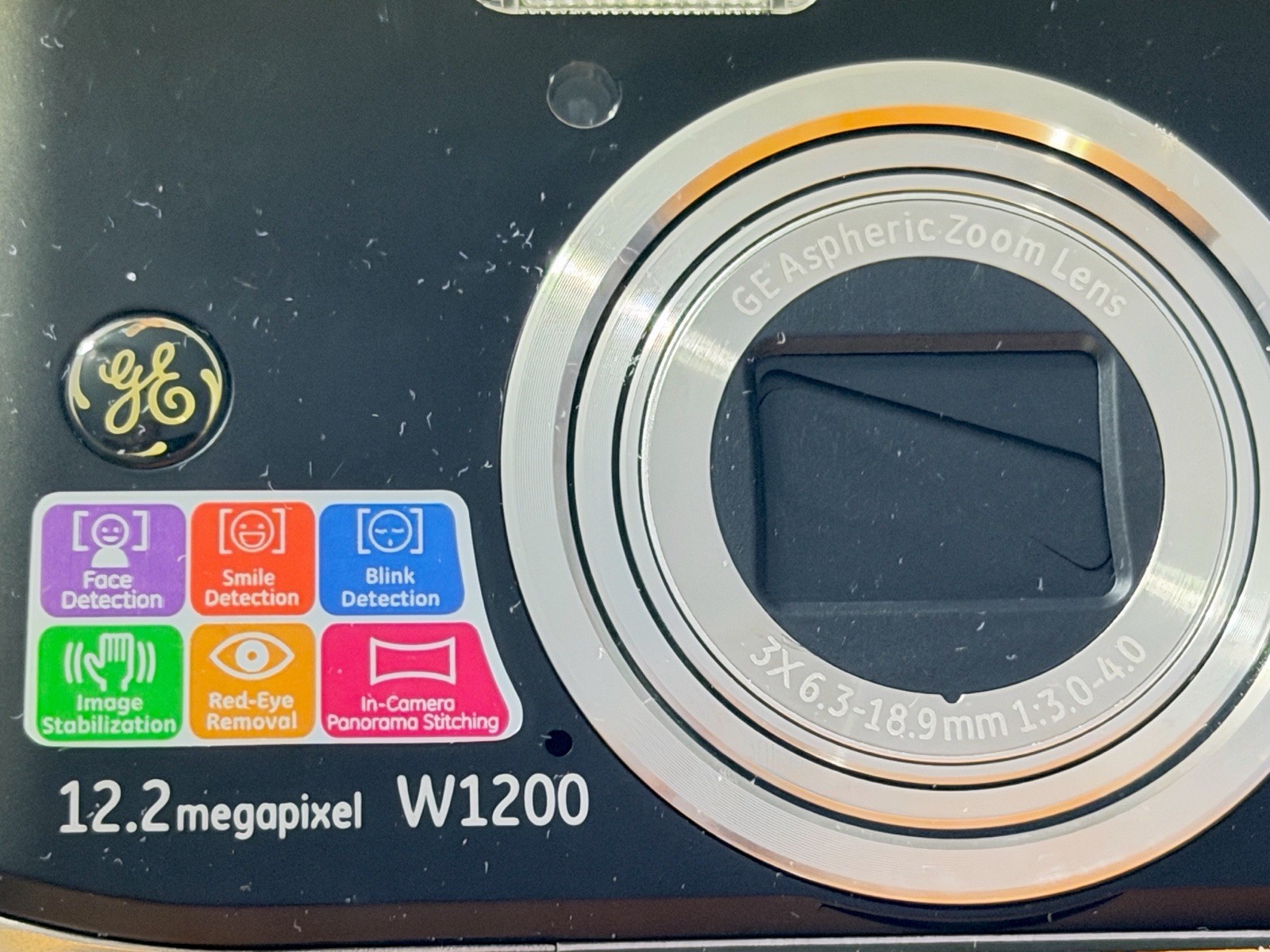 GE W1200 Digital Camera Sealed 12.2MP 3X Zoom NIB New Old Stock