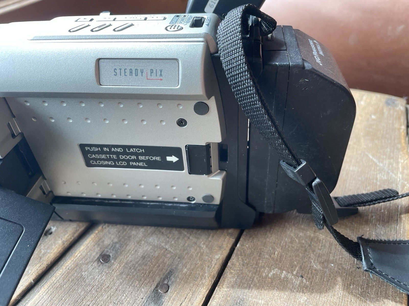 RCA Auto Shot Model# CC6364 400X Digital Zoom Camcorder Video Camera – Tested