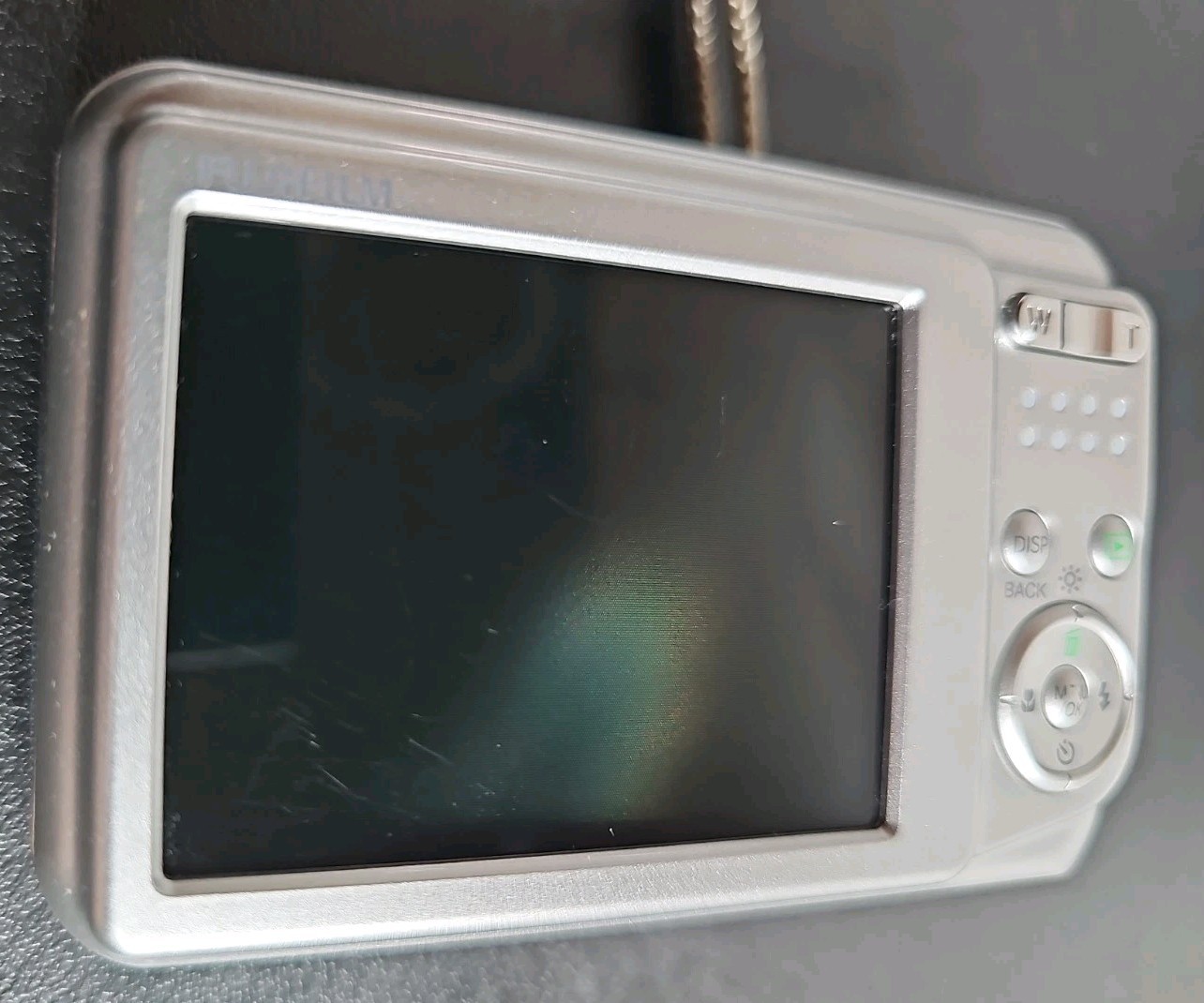 Nice Fujifilm Finepix A220 Compact 12.2MP Digital Camera Silver – TESTED -Read~~