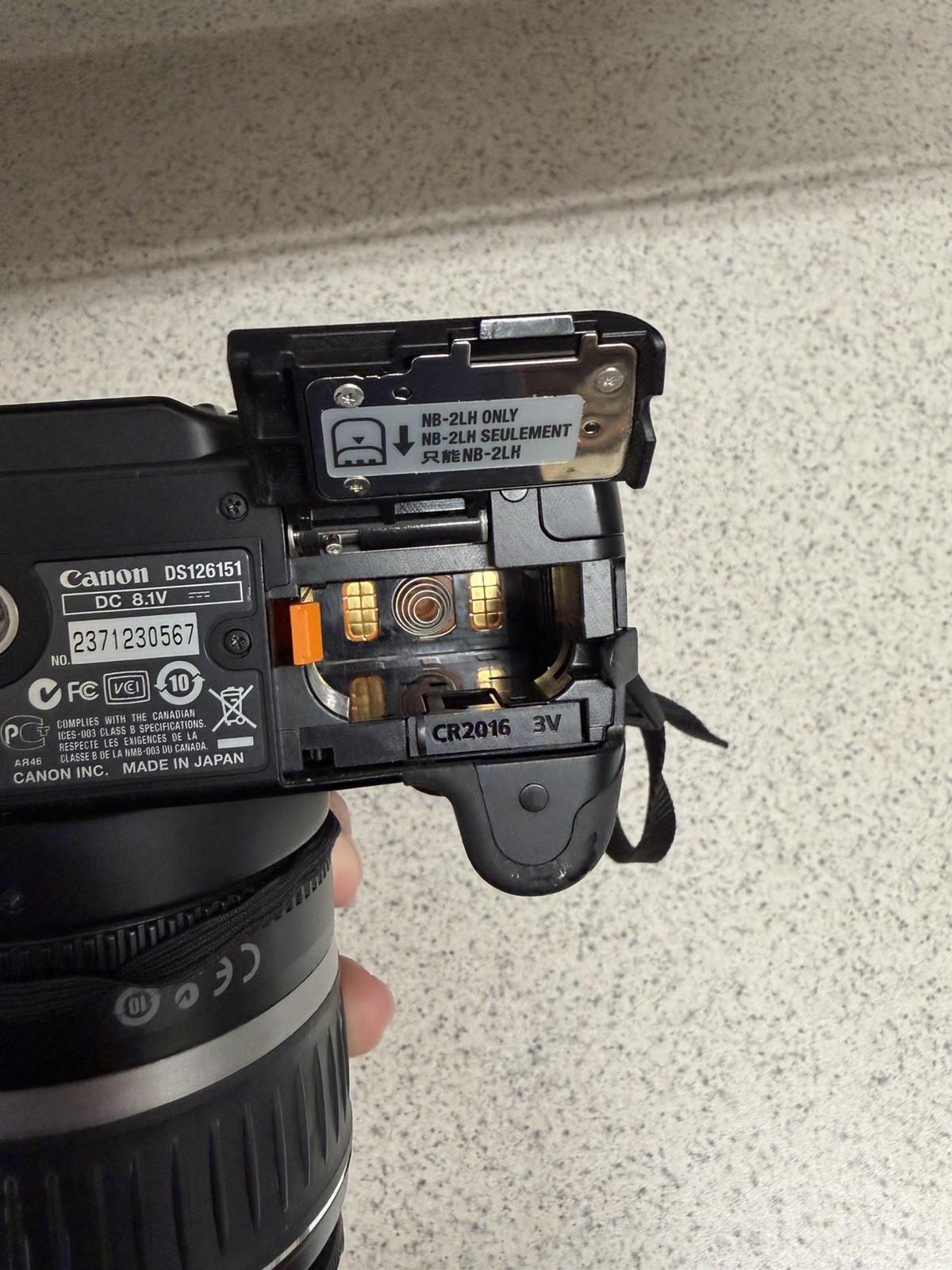 Canon EOS Digital Rebel XTI Camera 18-55mm Zoom Lens Untested