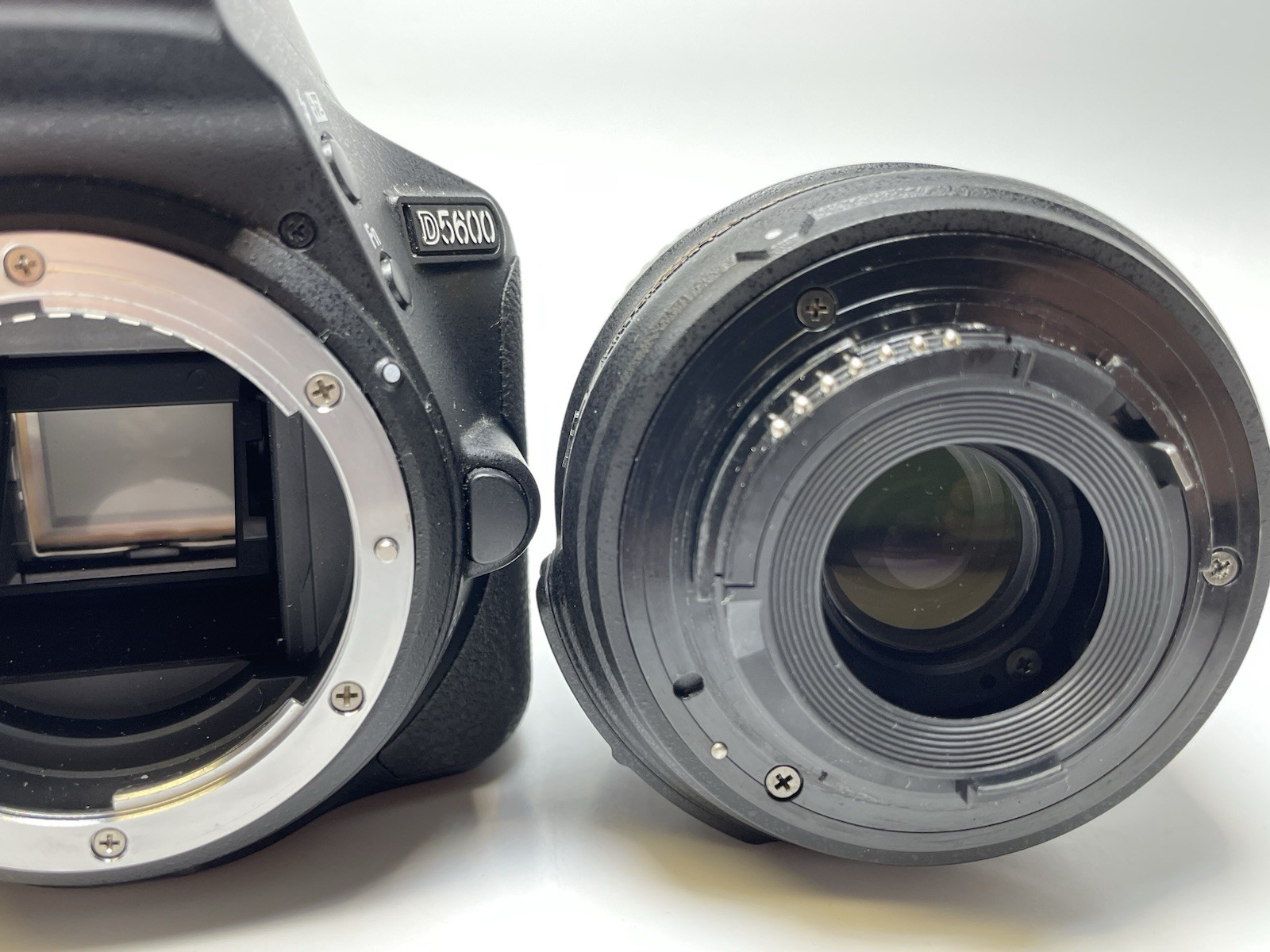 Nikon D5600 24.2MP DSLR AF-S VR 18-55mm Shutter 3,624 Wear 4% In Great Condition