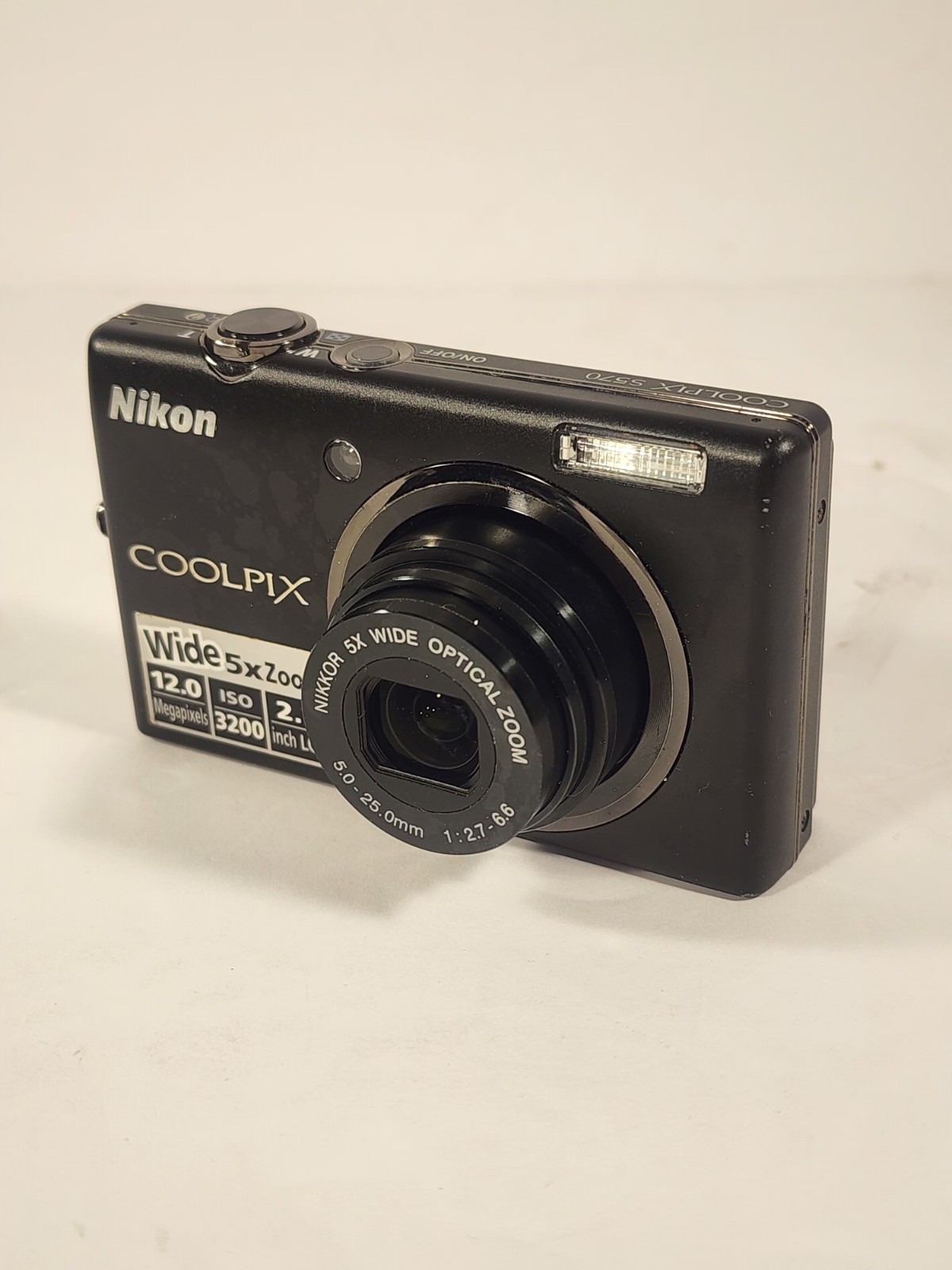 Nikon COOLPIX S570 12.0MP Compact Digital Camera Selling As Is, For Parts/Repair