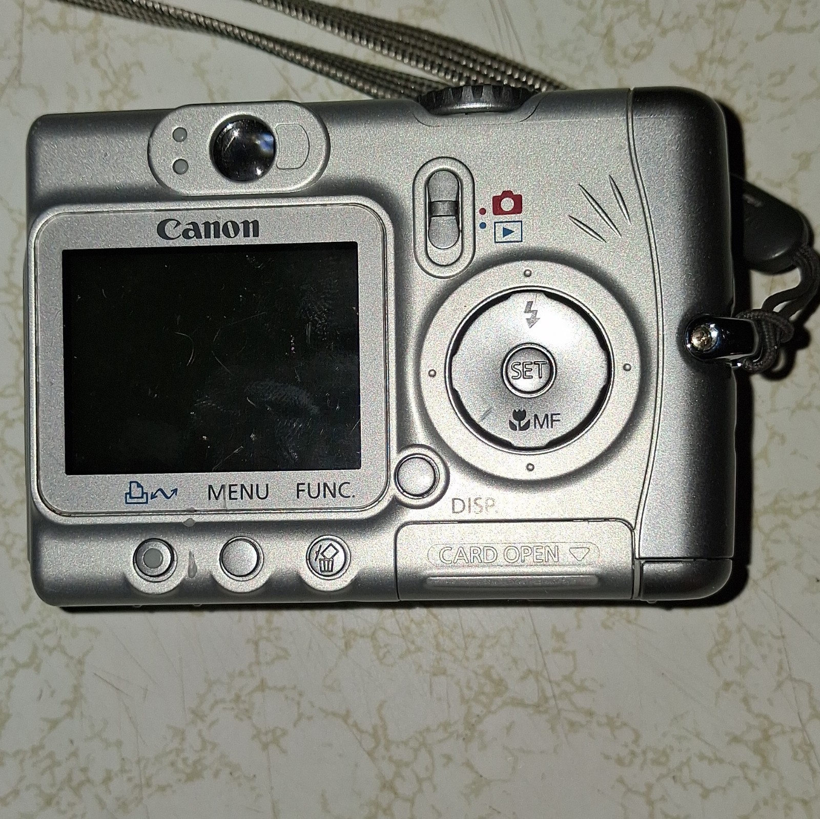 Canon PowerShot A520 Silver Compact Camera 4MP 4x Zoom 1.8in USB AA Date
