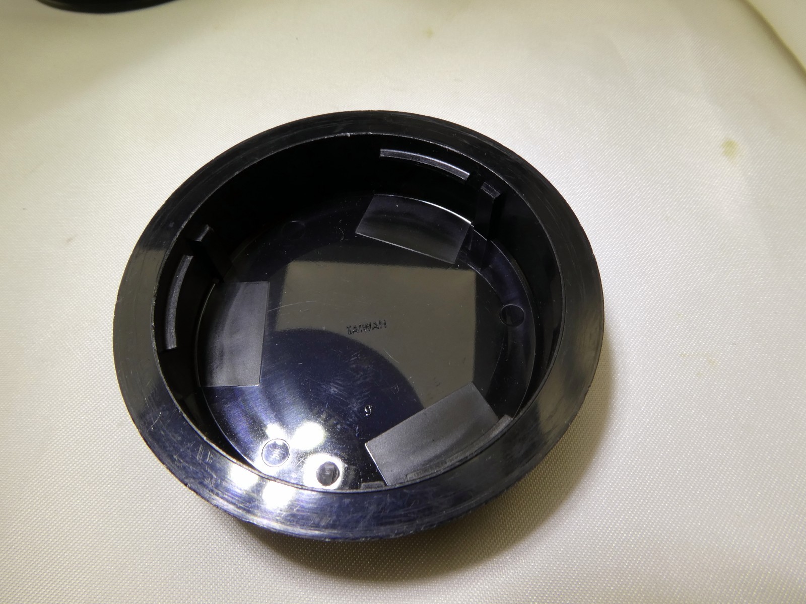 Canon EF EF-S Rear Cover Lens Cap OEM 18-55mm IS II zoom kit – made in Taiwan