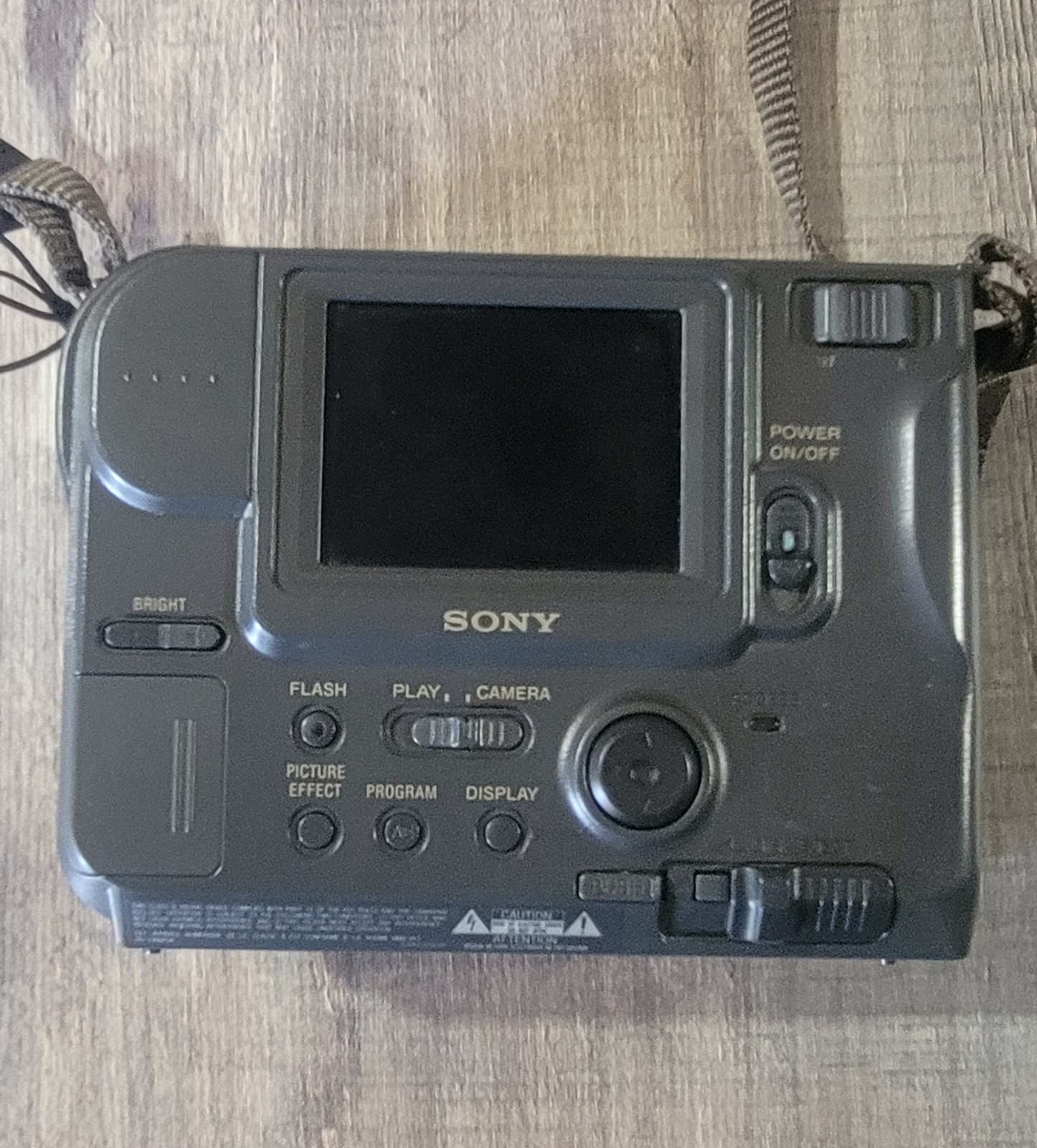 Sony Mavica MVC-FD75 0.4MP Digital Camera – Silver and Black
