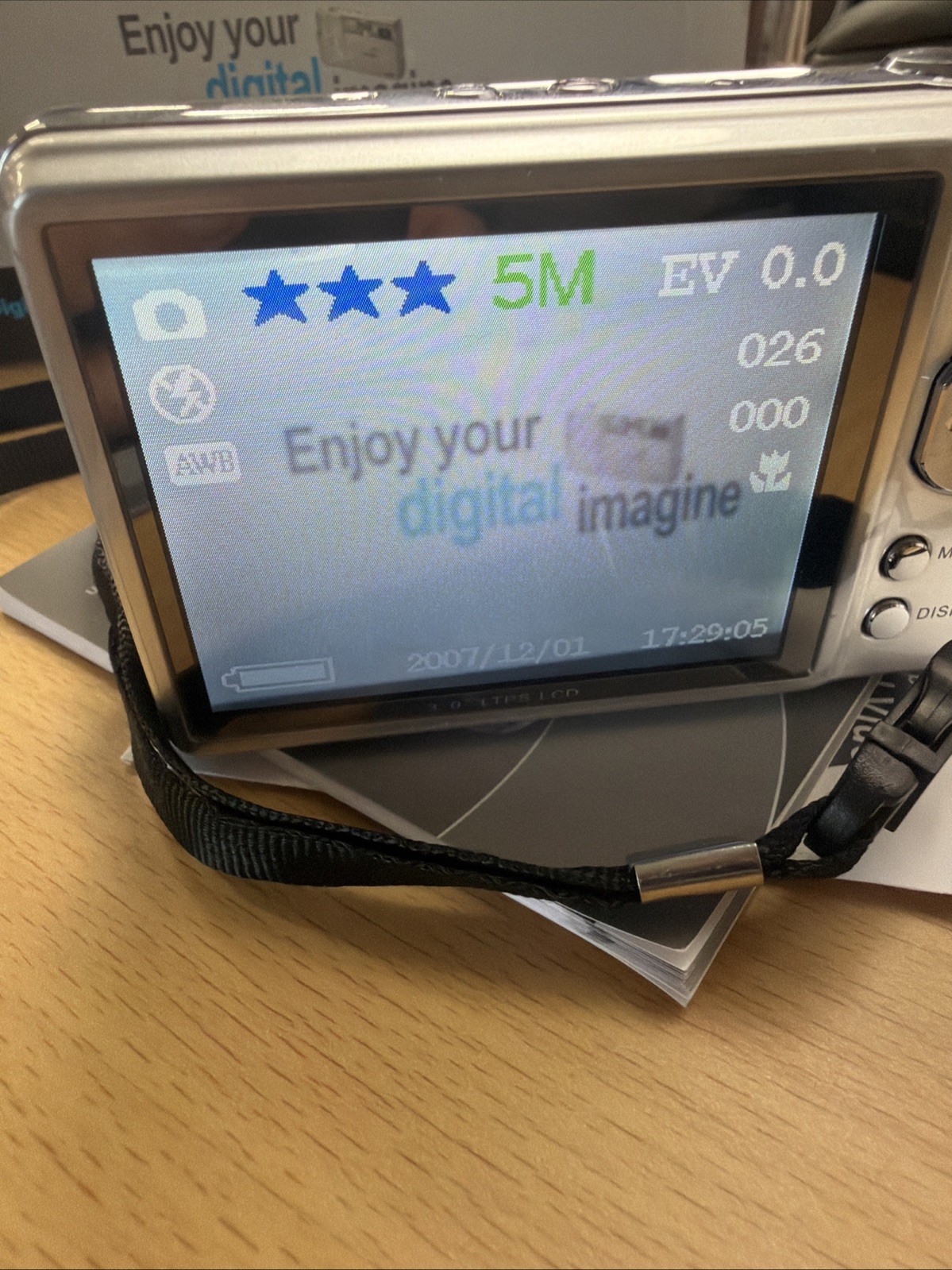 OMNI 2 DC529S 7-in-1 DIGITAL CAMERA Clean With Box And Contents
