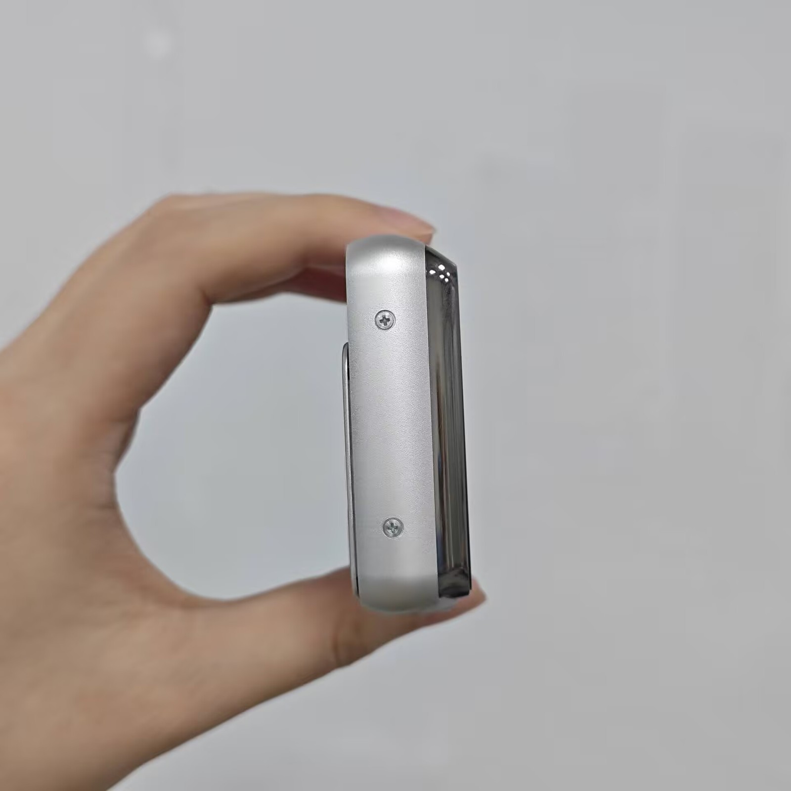 Sony Cyber-shot DSC-T99 Silver 14MP 4x Zoom Touchscreen Camera English + Charger