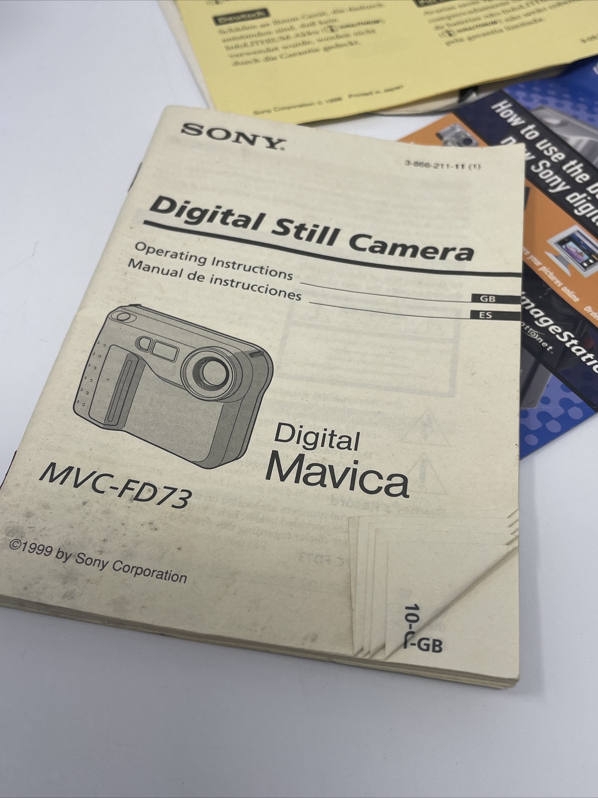 PARTS ONLY Sony Mavica MVC-FD73 0.4MP Digital Camera Untested As Is