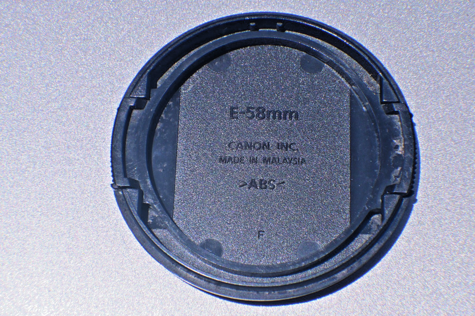 Canon EOS E-58 Snap-On Front Lens Cap 58mm Chrome Logo 18-55 55-250 75-300