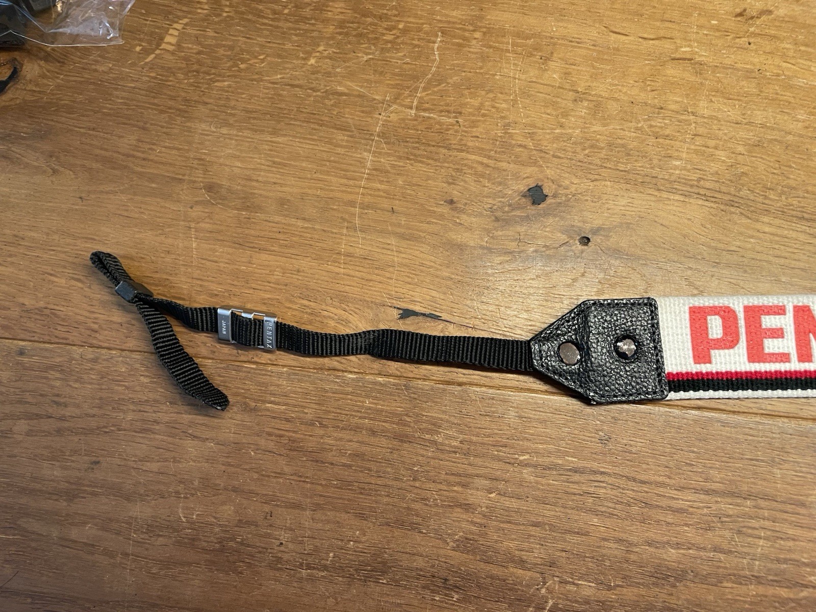 *Near MINT ++* Pentax Wihte & Red Camera Neck Shoulder Strap 4cm From JAPAN
