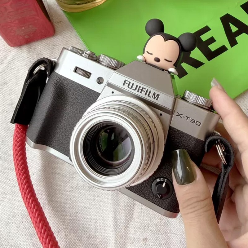 Fujifilm X-T30 XT30 26.1MP Mirrorless Digital Camera w/35mm f1.6 Lens Silver