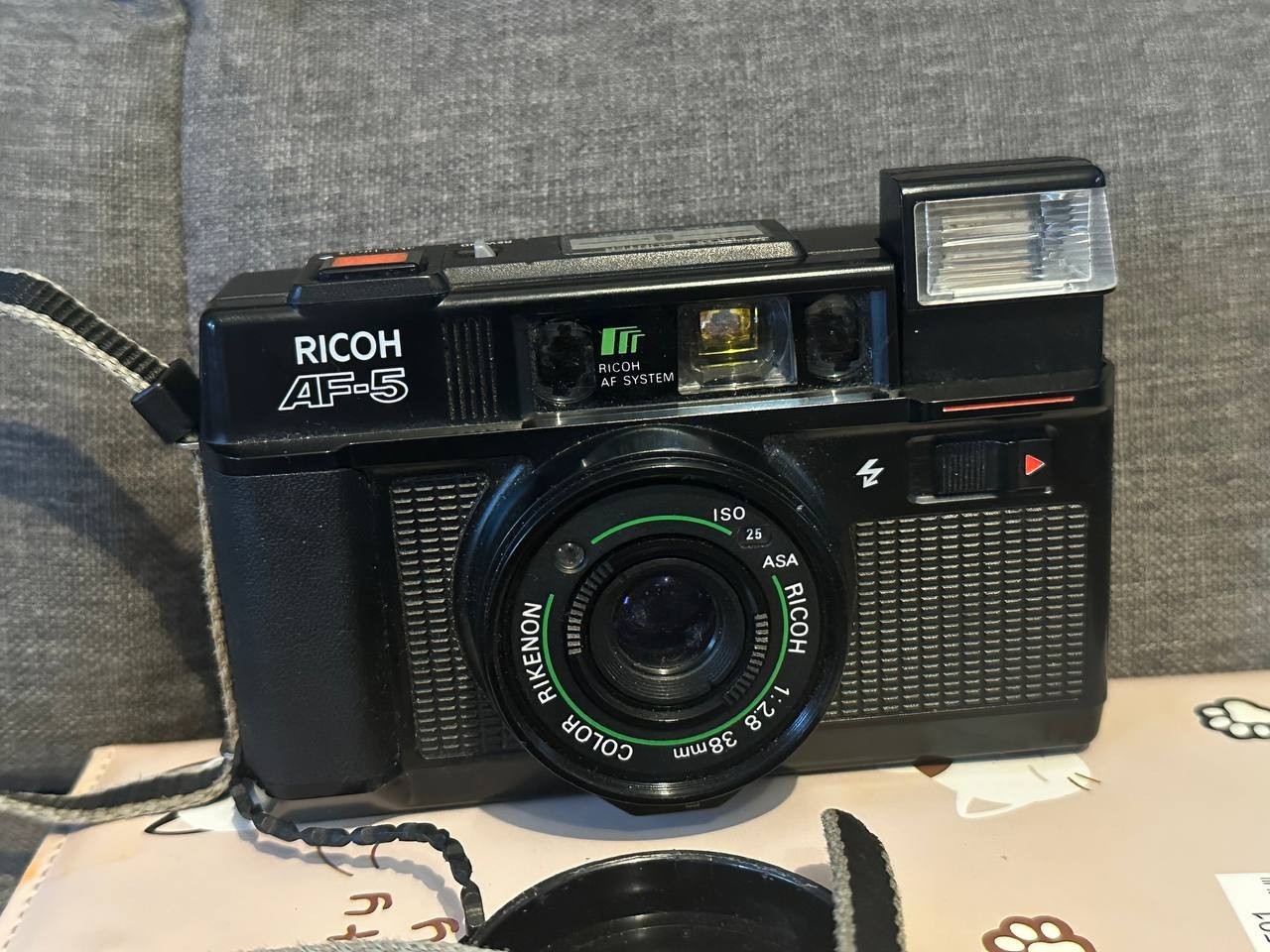 Ricoh AF-5 35mm Compact Point & Shoot Film Camera 1000 ISO F2.8