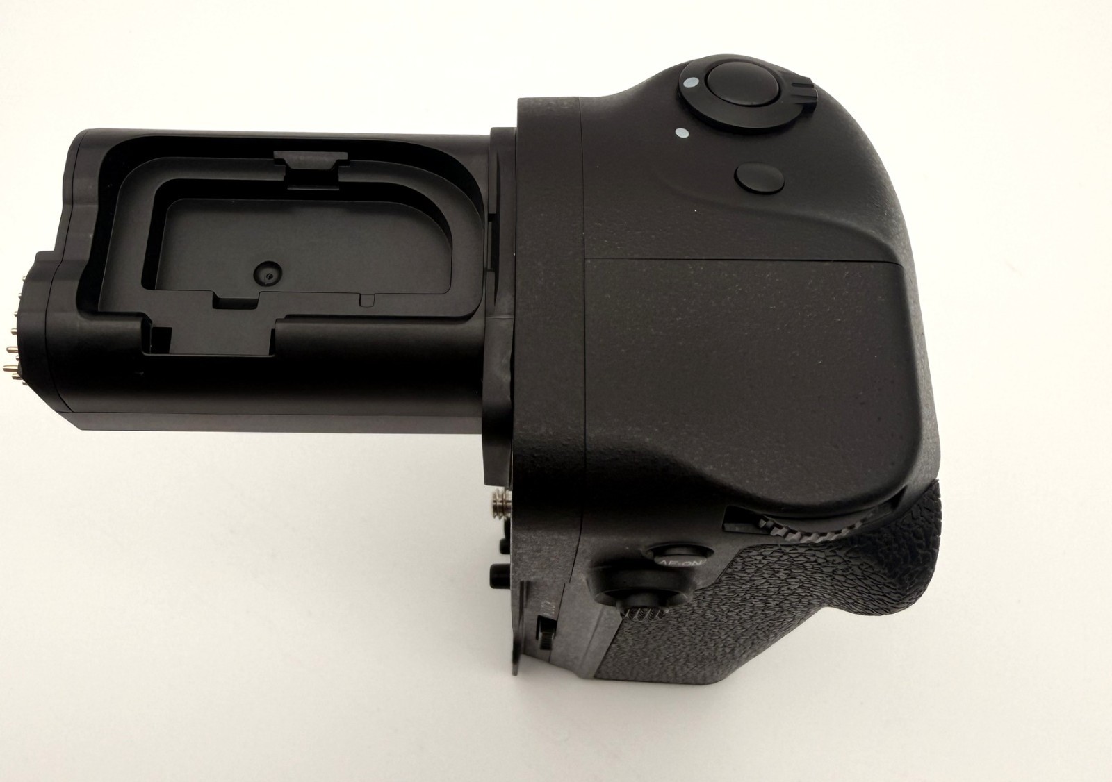 Neewer Z8 Vertical Battery Grip MB-N12 Replacement for Nikon Z8 Camera